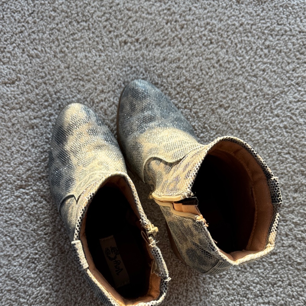 Very G sparkly camo boots.
